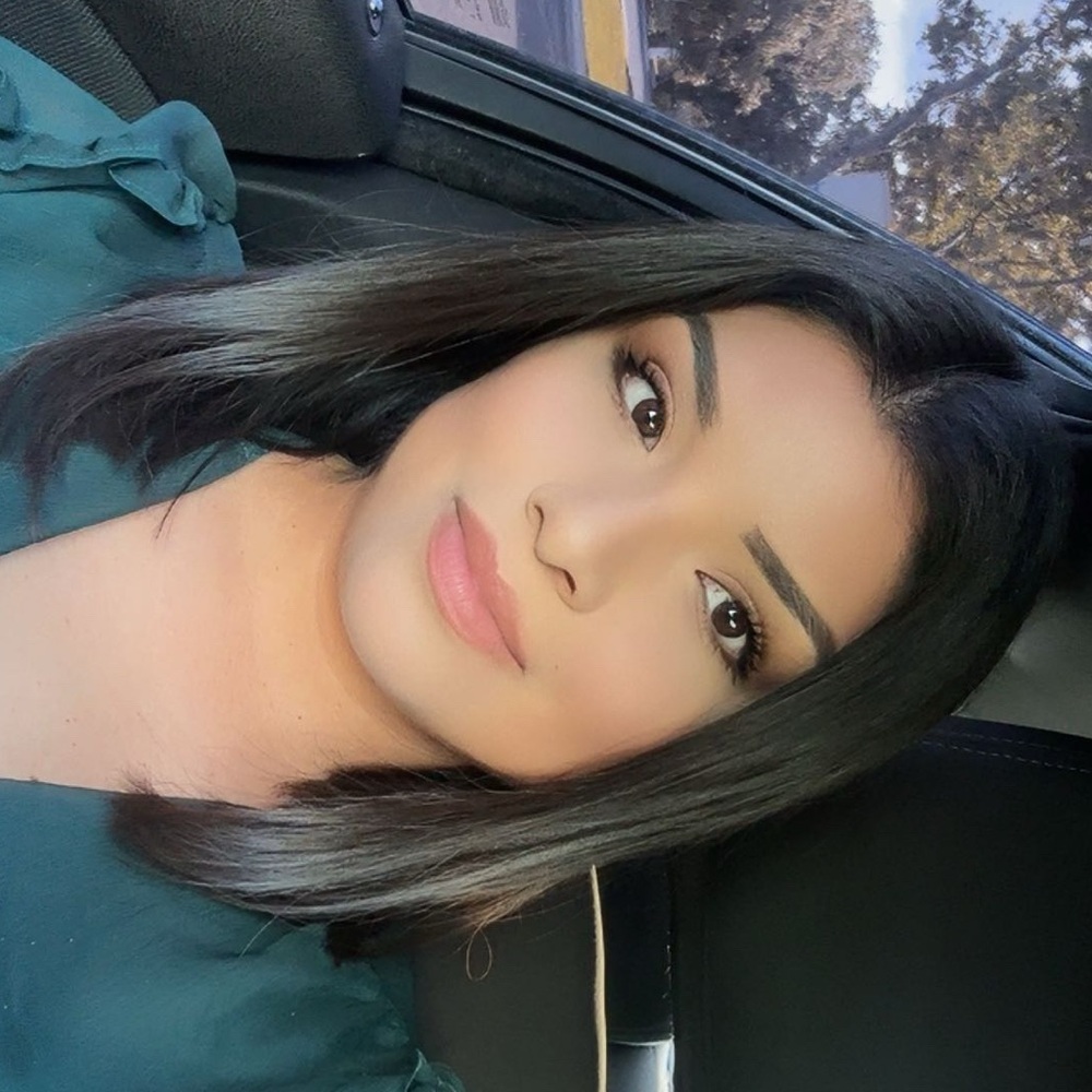 Meet your Posher, Cindy